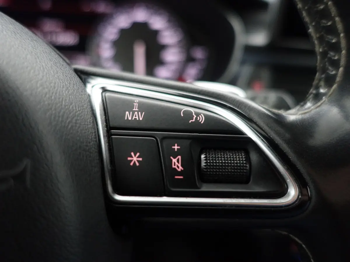 4.0 TFSI Performance Quattro Pro Line Plus- Ceramic remmen, Carbon, Design Interieur, Head Up, Xenon Led, Memory