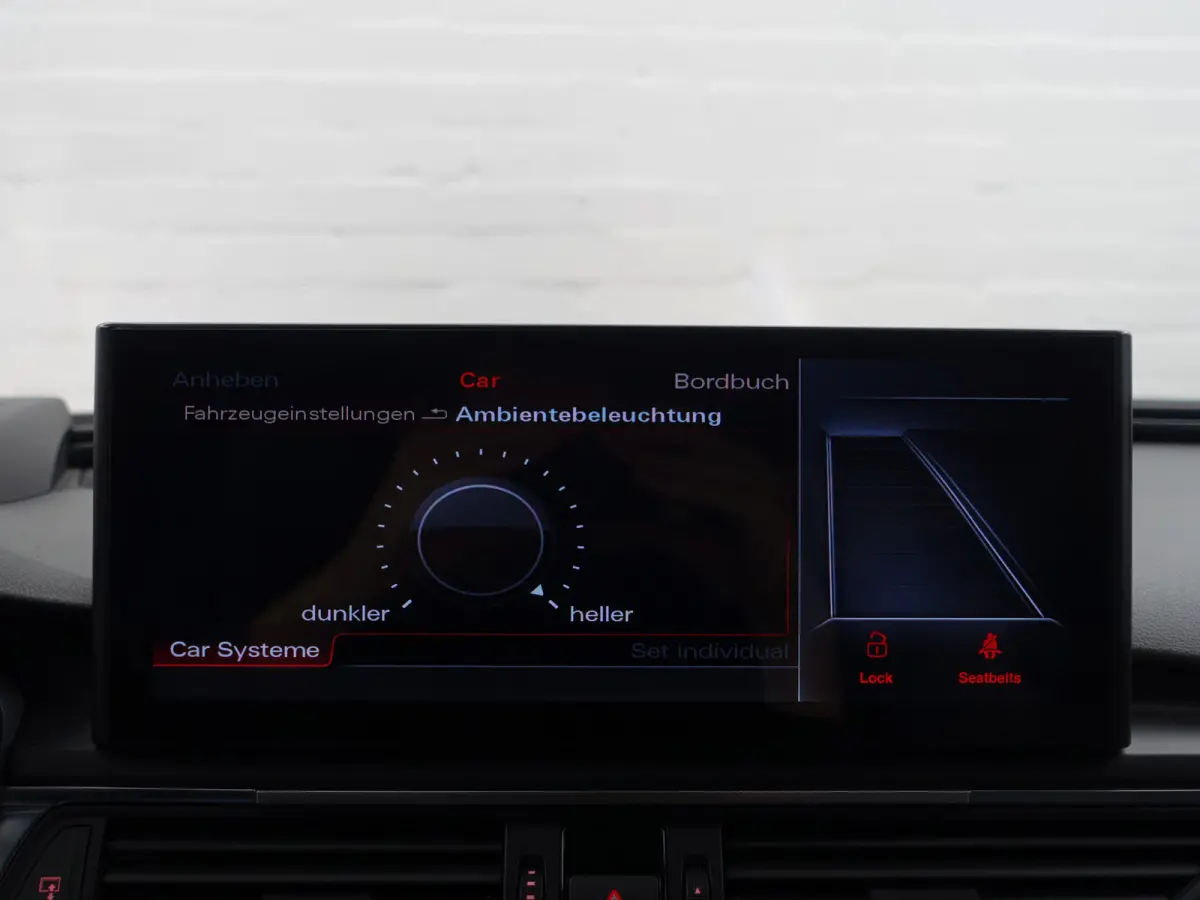 4.0 TFSI Performance Quattro Pro Line Plus- Ceramic remmen, Carbon, Design Interieur, Head Up, Xenon Led, Memory