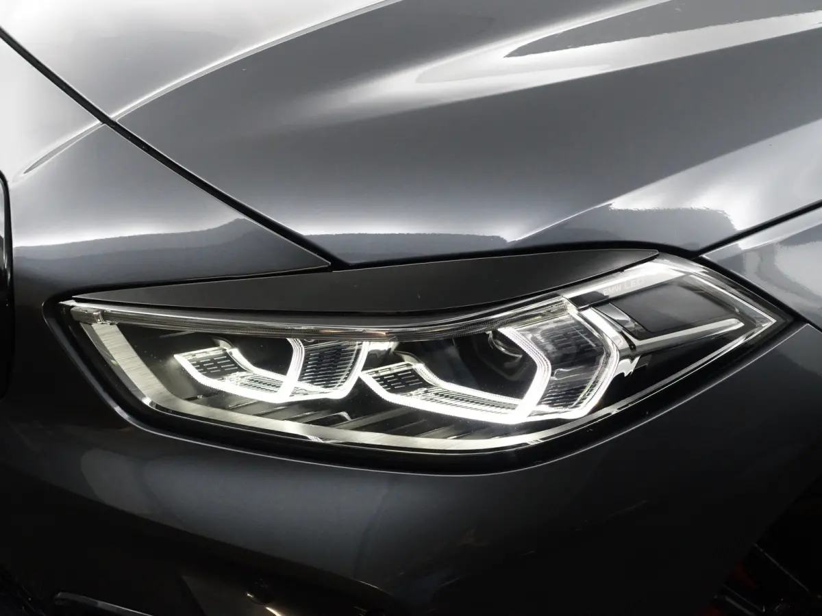 118i M Sport Performance Aut- Carplay, Android Auto, Xenon Led, Sfeerverlichting, Stoelverwarming, Shadowline