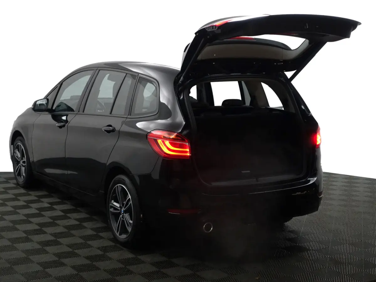 218i Executive Edition Aut- 7 Pers, Dealer Onderhouden, Head Up, Standkachel, Virtual Cockpit, Stoelverwarming