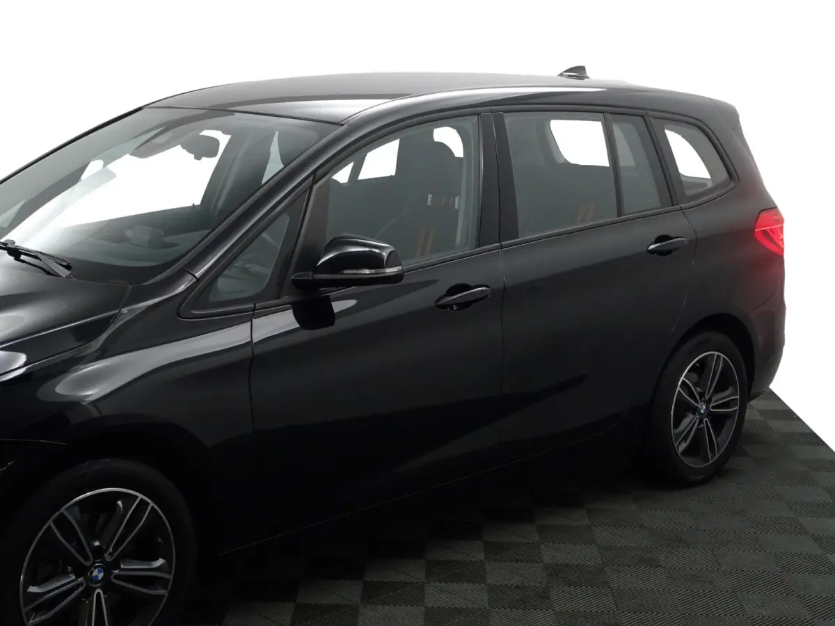 218i Executive Edition Aut- 7 Pers, Dealer Onderhouden, Head Up, Standkachel, Virtual Cockpit, Stoelverwarming