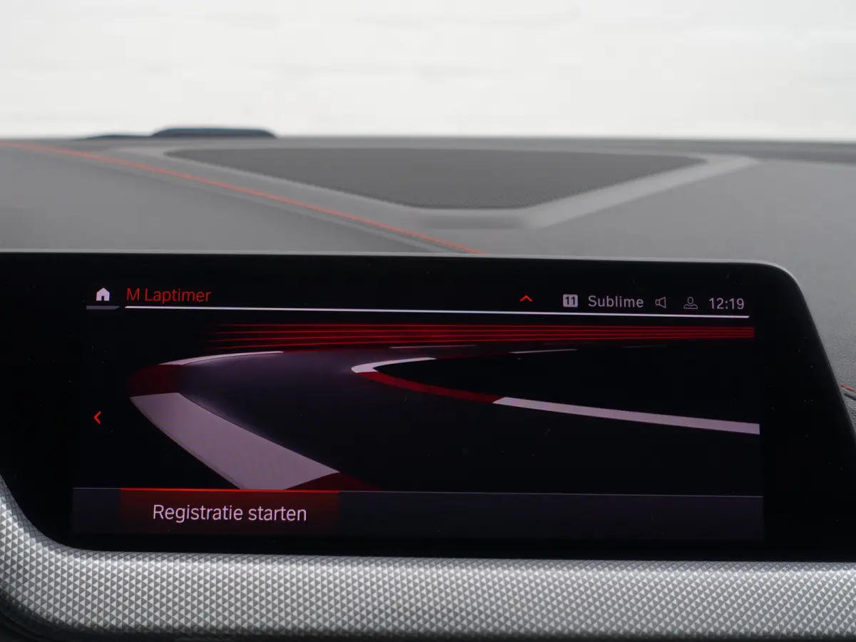218i M Executive Edition Aut- Panoramadak, Stuur/Stoelverwarming, Sfeerverlichting, Carplay, Sport Interieur