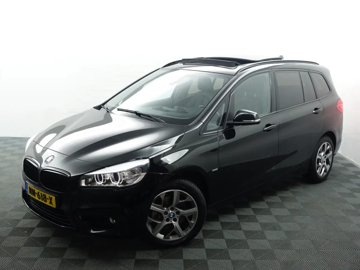 218i M Sport High Exe- 7 Pers, Panoramadak, Head Up, Sfeerverlichting, Xenon Led, Dynamic Select