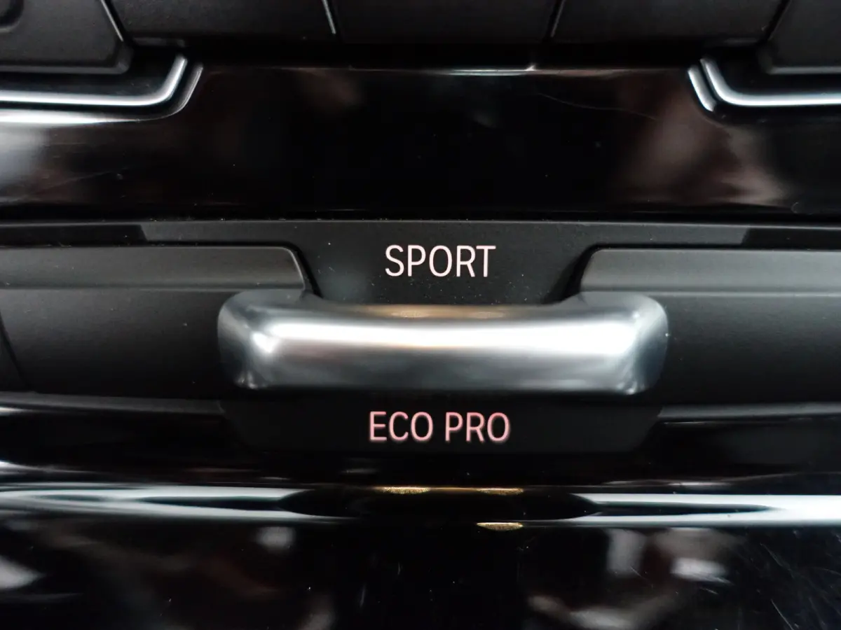 218i M Sport High Exe- 7 Pers, Panoramadak, Head Up, Sfeerverlichting, Xenon Led, Dynamic Select