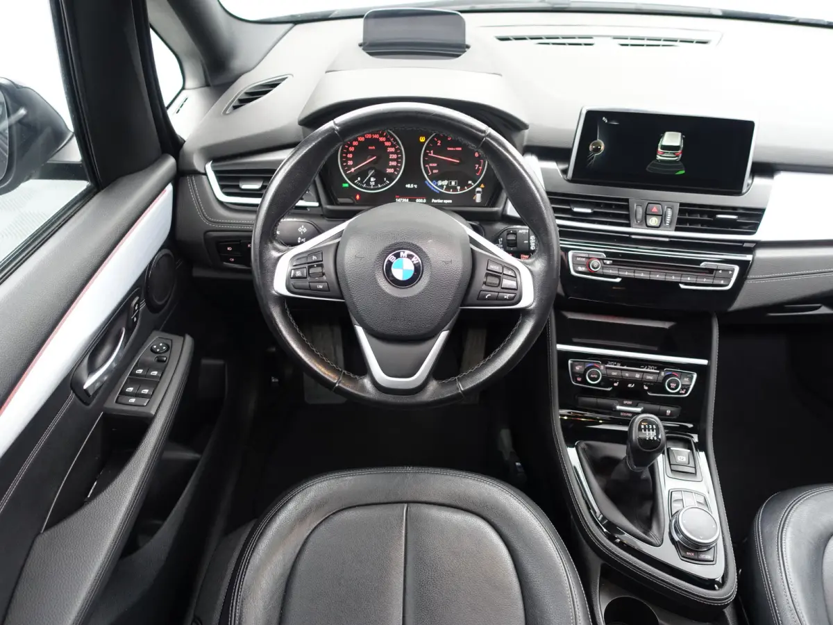 218i M Sport High Exe- 7 Pers, Panoramadak, Head Up, Sfeerverlichting, Xenon Led, Dynamic Select