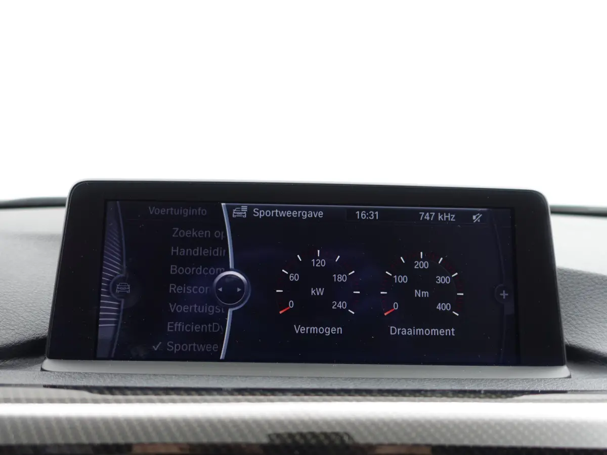 328i High Executive Aut- NAP 77dkm, Xenon Led, Park Assist, Dynamic Select, Carbon Pakket