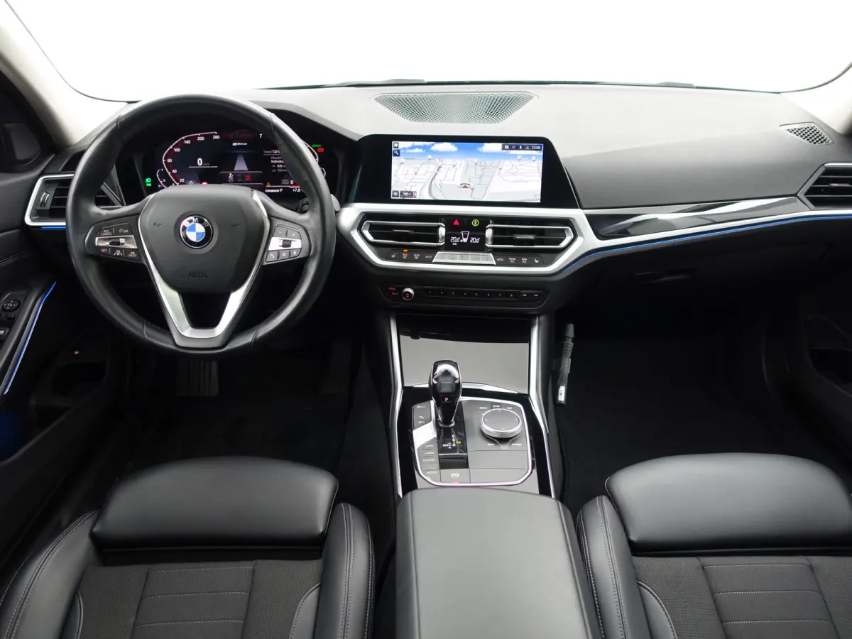 330e M Sport Aut- Schuifdak, Sfeerverlichting, Xenon Led, Park Assist