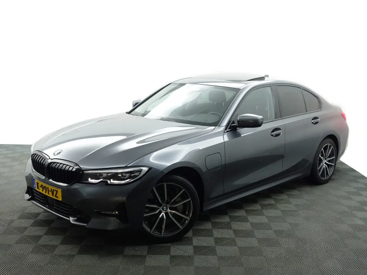 330e M Sport Aut- Schuifdak, Sfeerverlichting, Xenon Led, Park Assist