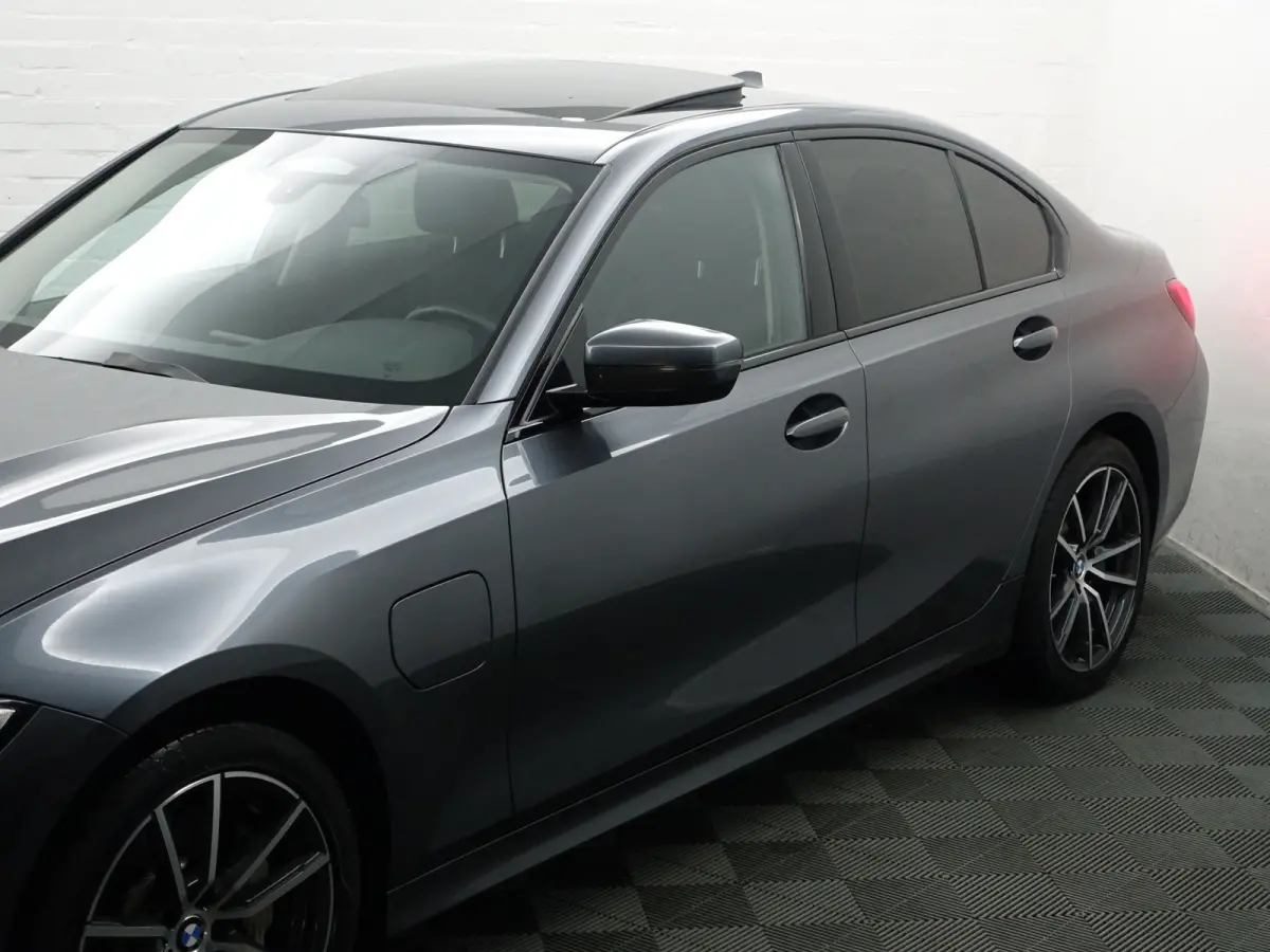 330e M Sport Aut- Schuifdak, Sfeerverlichting, Xenon Led, Park Assist