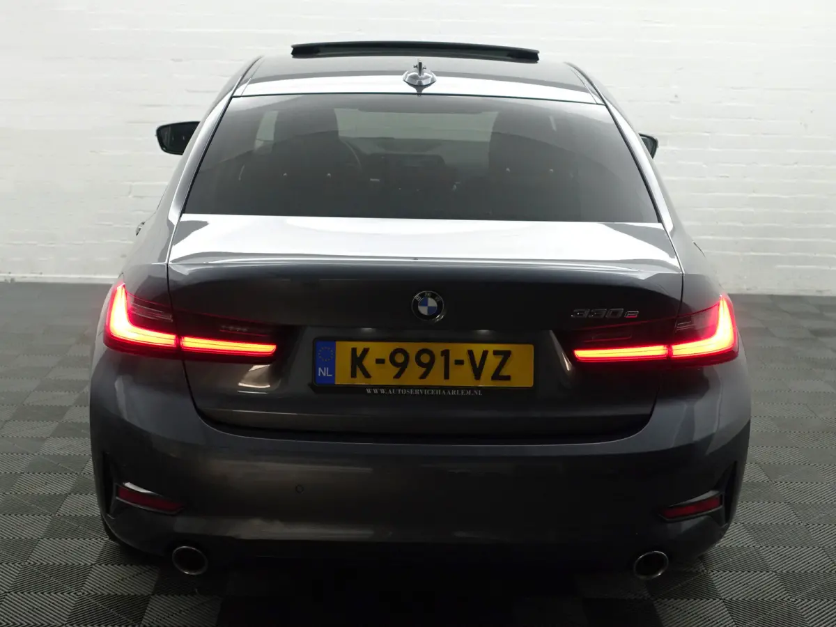 330e M Sport Aut- Schuifdak, Sfeerverlichting, Xenon Led, Park Assist