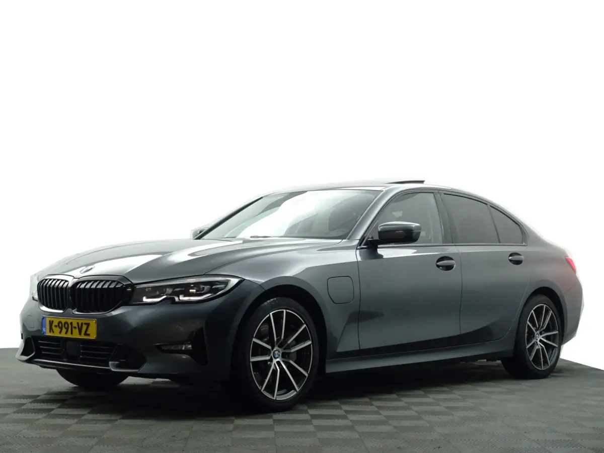 330e M Sport Aut- Schuifdak, Sfeerverlichting, Xenon Led, Park Assist