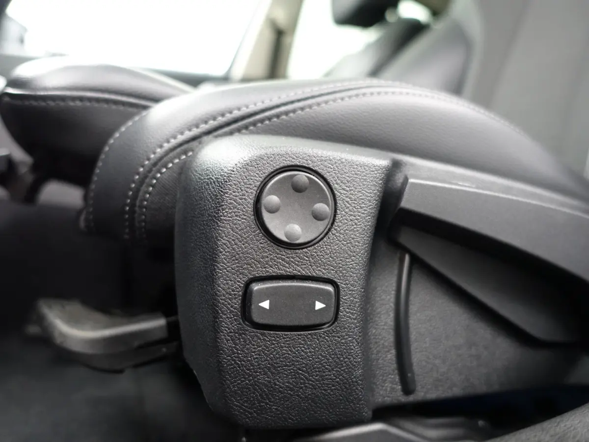 330e M Sport Aut- Schuifdak, Sfeerverlichting, Xenon Led, Park Assist