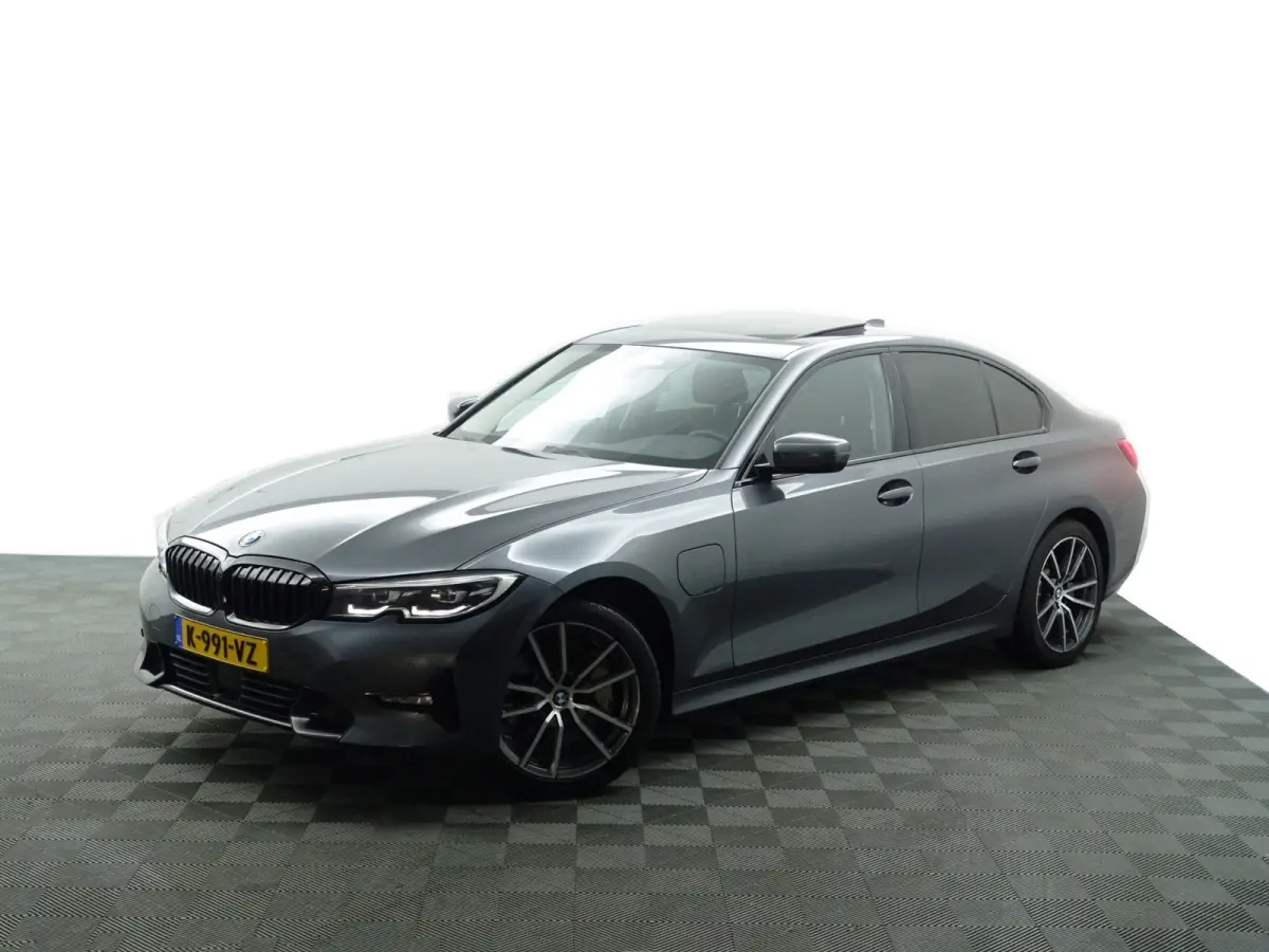 330e M Sport Aut- Schuifdak, Sfeerverlichting, Xenon Led, Park Assist