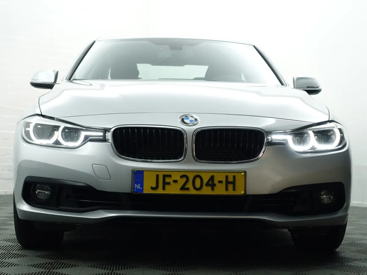 330e High Executive Aut- Sport Interieur, Xenon Led, Sfeerverlichting, Dynamic Select, Standkachel