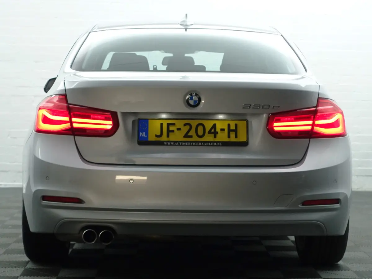 330e High Executive Aut- Sport Interieur, Xenon Led, Sfeerverlichting, Dynamic Select, Standkachel