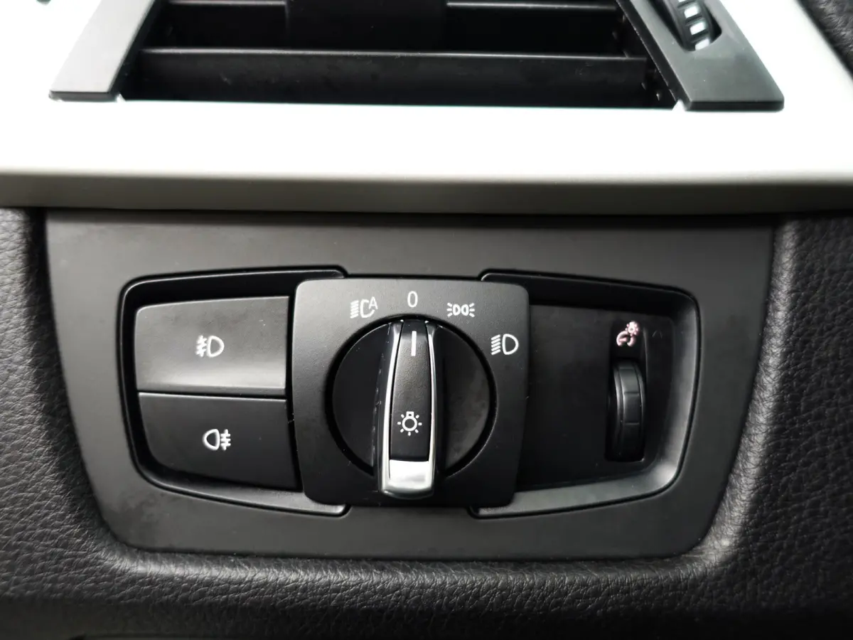 330e High Executive Aut- Sport Interieur, Xenon Led, Sfeerverlichting, Dynamic Select, Standkachel