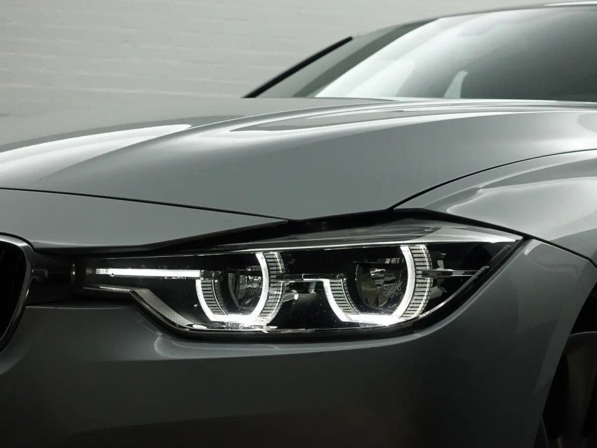 330e High Executive Aut- Sport Interieur, Xenon Led, Sfeerverlichting, Dynamic Select, Standkachel