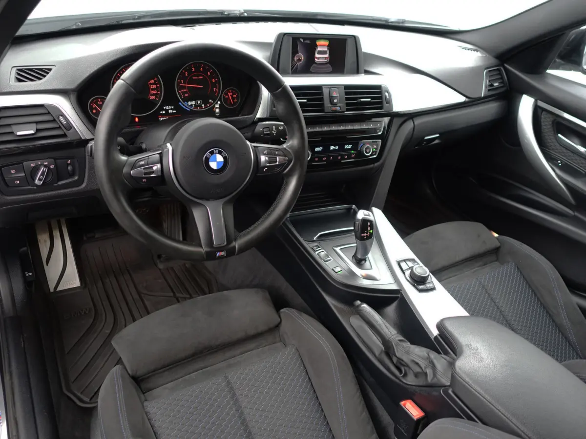 320i xDrive 250pk M Performance Aut- Xenon Led, Park Assist, Dynamic Select, Stoelverwarming, Clima