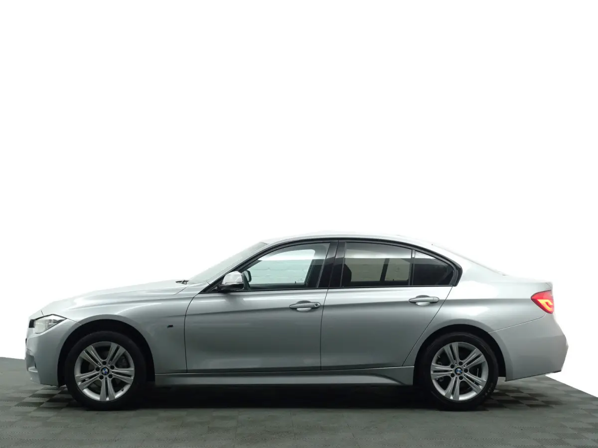320i xDrive 250pk M Performance Aut- Xenon Led, Park Assist, Dynamic Select, Stoelverwarming, Clima