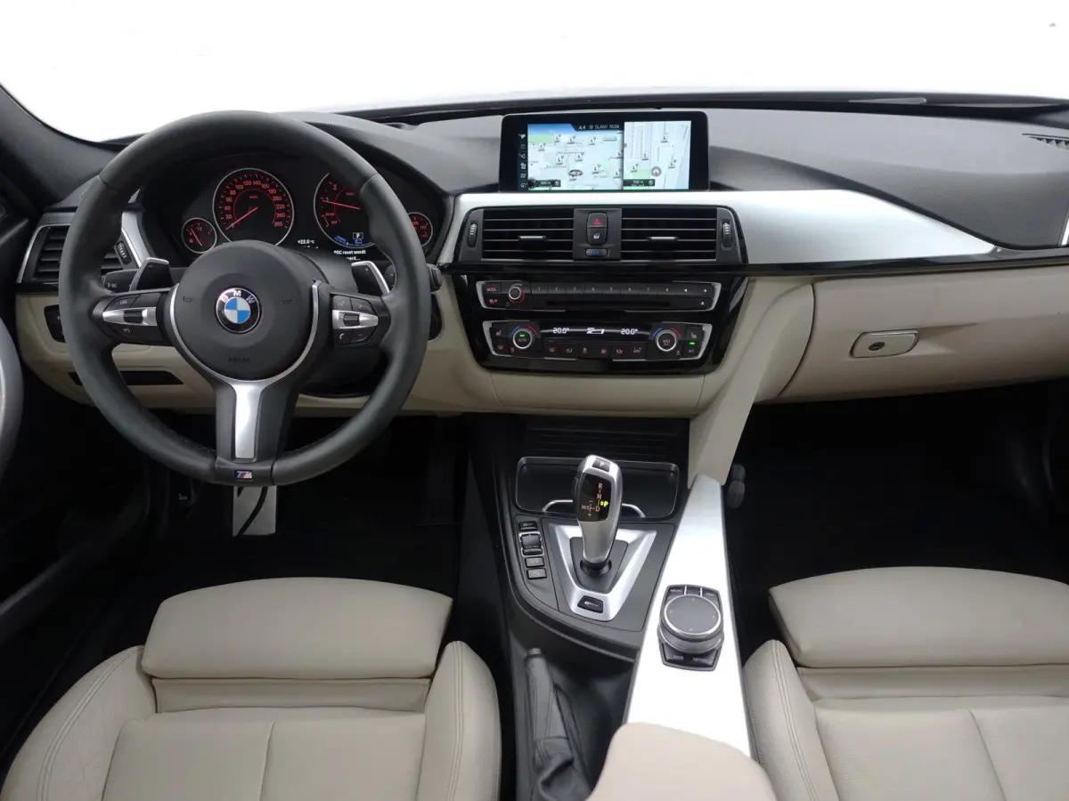 330e M Performance Aut- Schuifdak, Harman Kardon, Head Up, Lane Assist, 360 Camera, Sfeerverlichting, Xenon Led