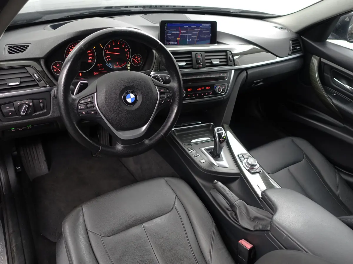 320i M Sport Aut- Nap 58dkm, Dealer Onderhouden, Lane Assist, Head Up, Xenon Led, Navigatie