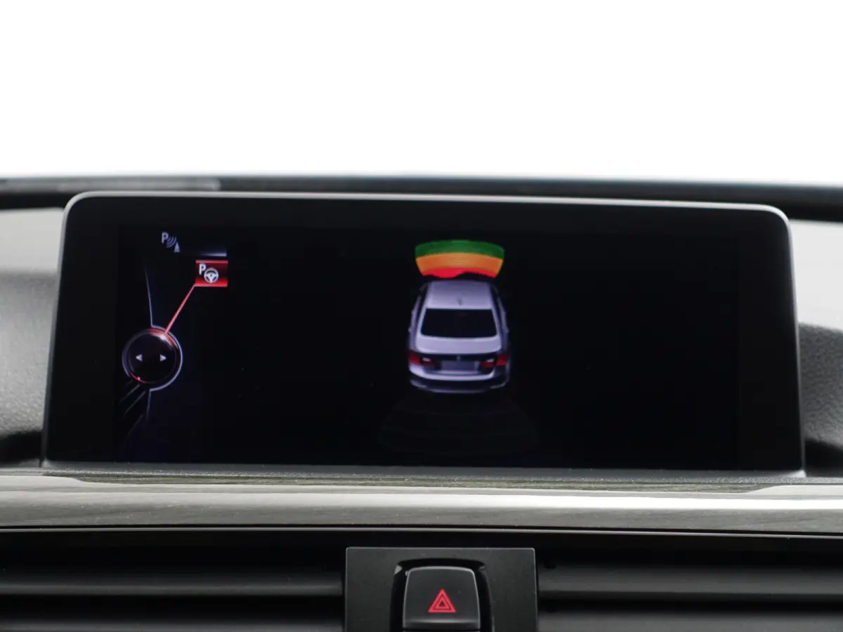 320i M Sport Aut- Nap 58dkm, Dealer Onderhouden, Lane Assist, Head Up, Xenon Led, Navigatie