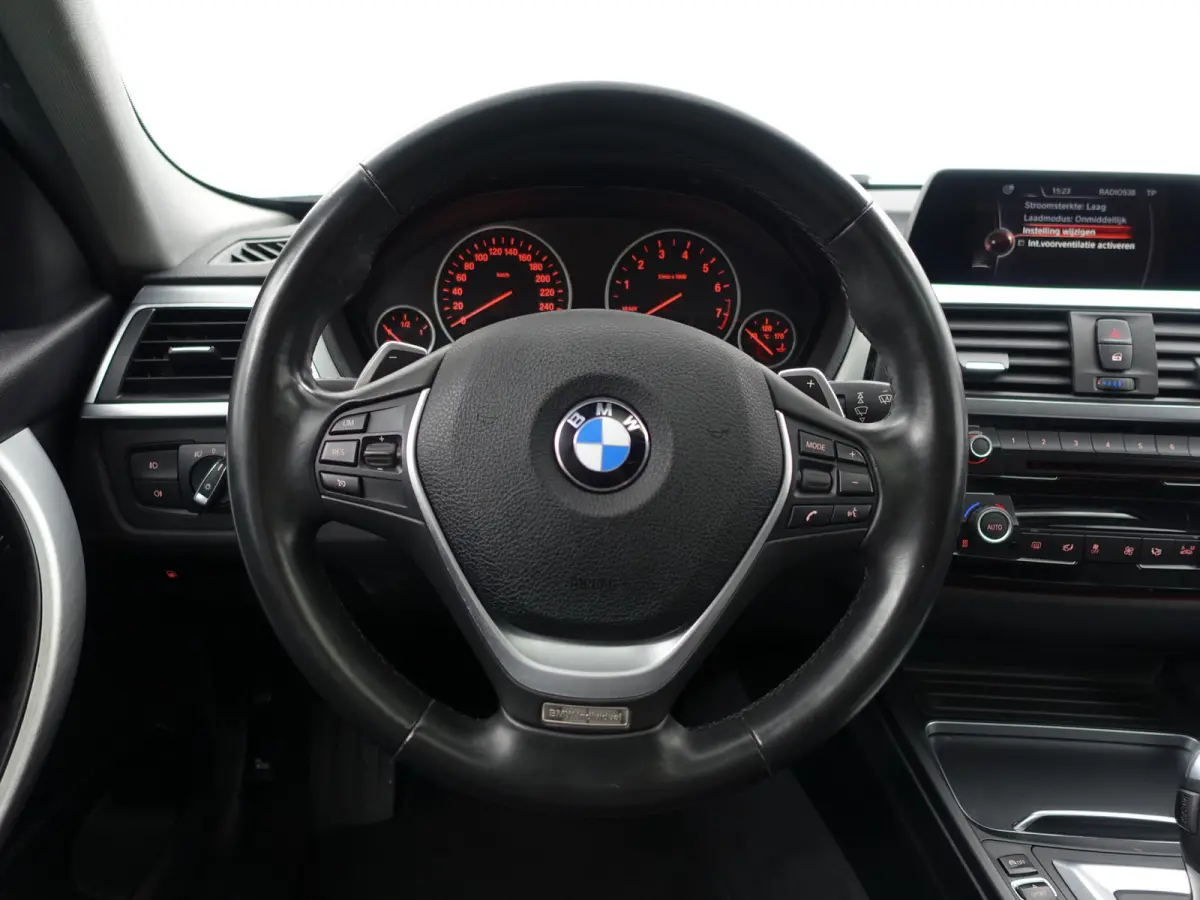 330e M Sport Aut- Schuifdak, Xenon Led, Park Assist, Sfeerverlichting, Leder Interieur, Navi pro