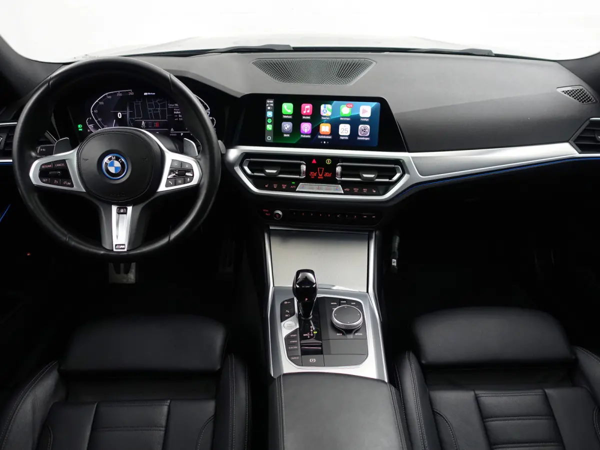 330e M Sport- Schuifdak, Laser Led, Stuur/Stoelverwarming, Head Up, Memory Seats, Sfeerverlichting