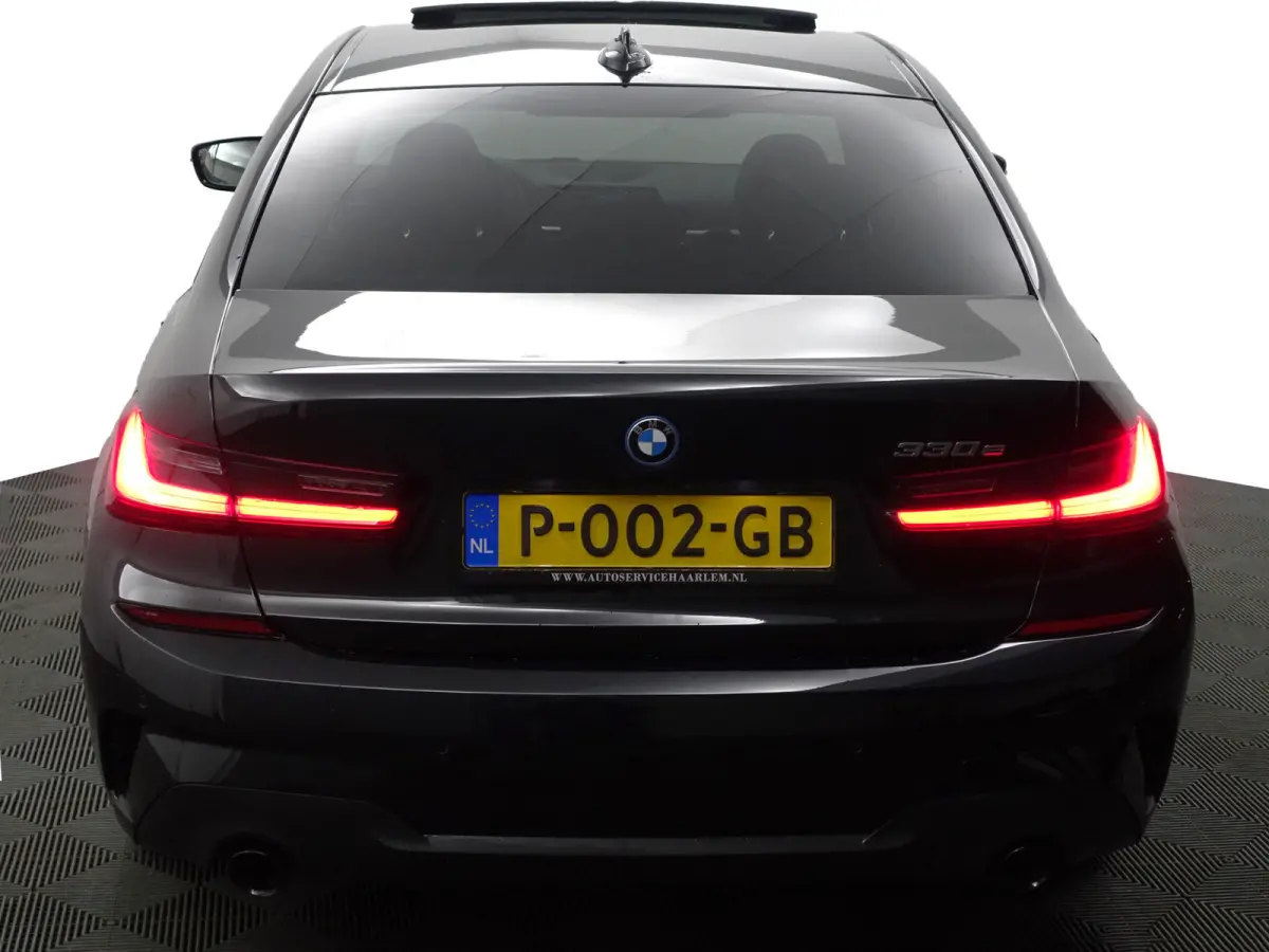 330e M Sport- Schuifdak, Laser Led, Stuur/Stoelverwarming, Head Up, Memory Seats, Sfeerverlichting