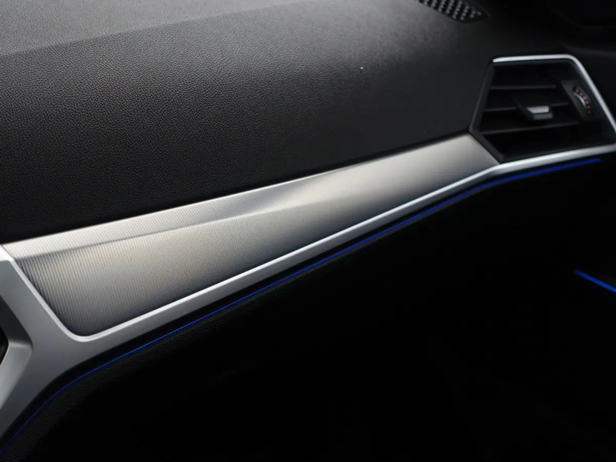 330e M Sport- Schuifdak, Laser Led, Stuur/Stoelverwarming, Head Up, Memory Seats, Sfeerverlichting