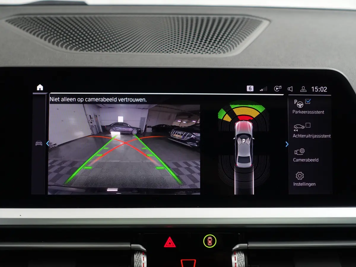 330e M Sport- Schuifdak, Laser Led, Stuur/Stoelverwarming, Head Up, Memory Seats, Sfeerverlichting