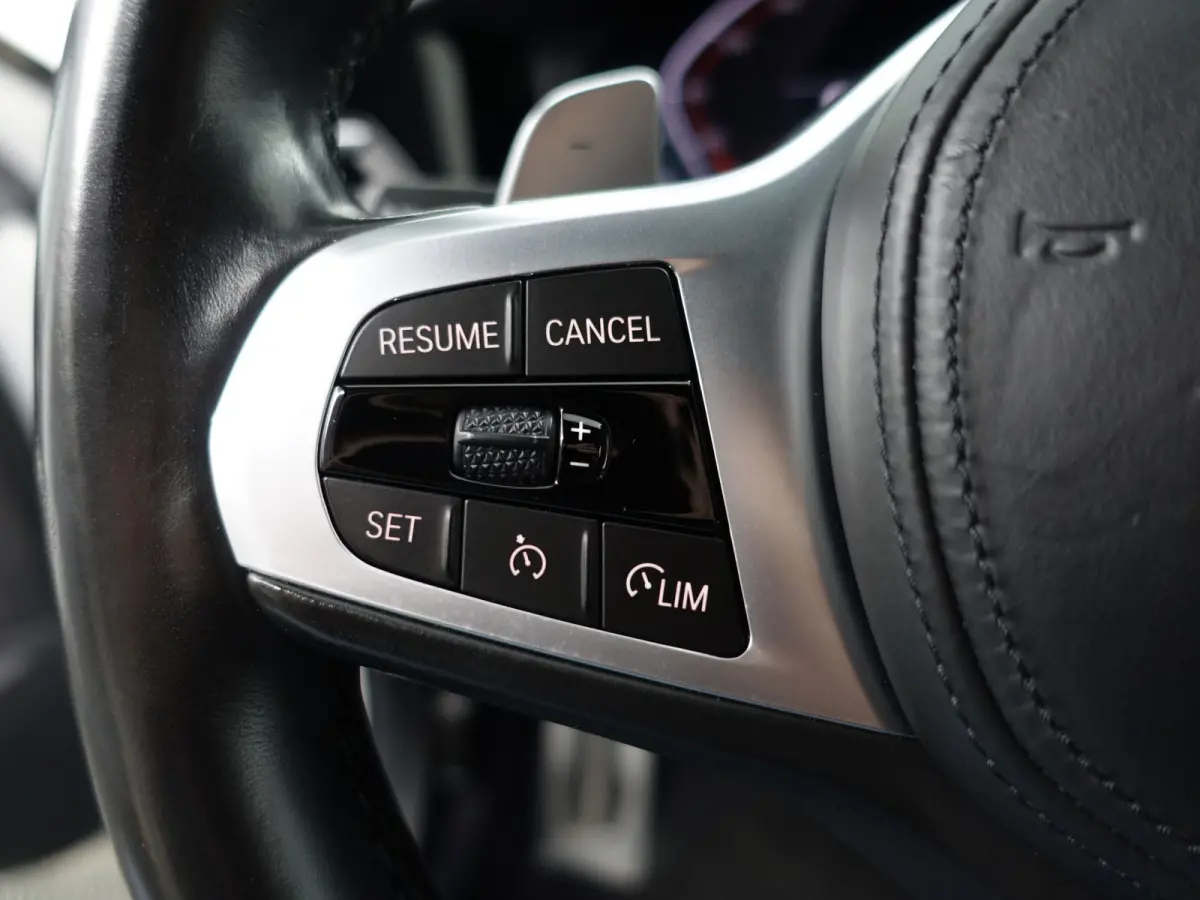 320i M Sport Aut- NAP 11dkm, Carplay, Android auto, Sfeerverlichting, Xenon Led, Virtual Cockpit