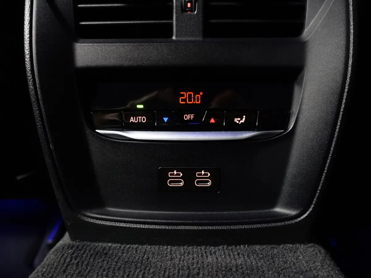 320i M Sport Aut- NAP 11dkm, Carplay, Android auto, Sfeerverlichting, Xenon Led, Virtual Cockpit