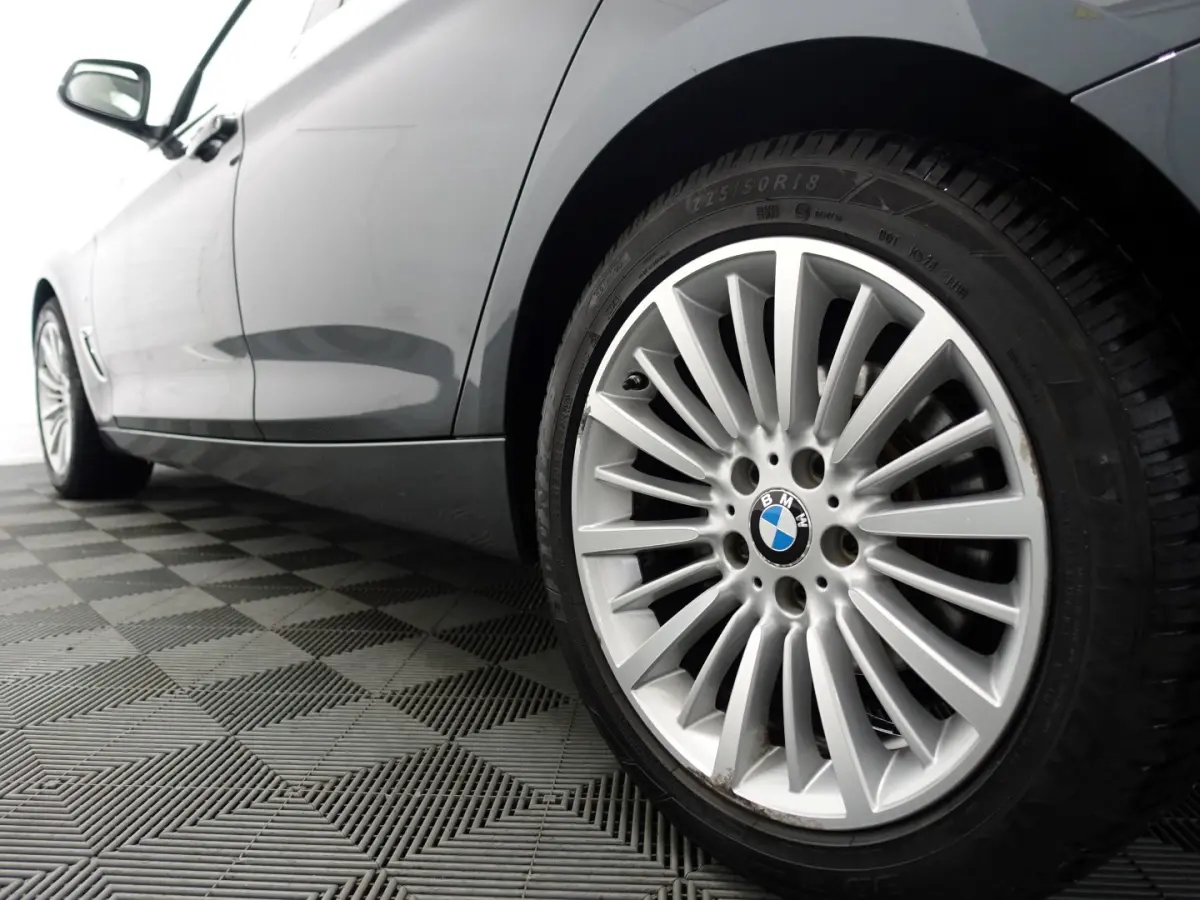320i M Sport Aut- Panoramadak, Sport Leder, Xenon Led, Head up, Memory