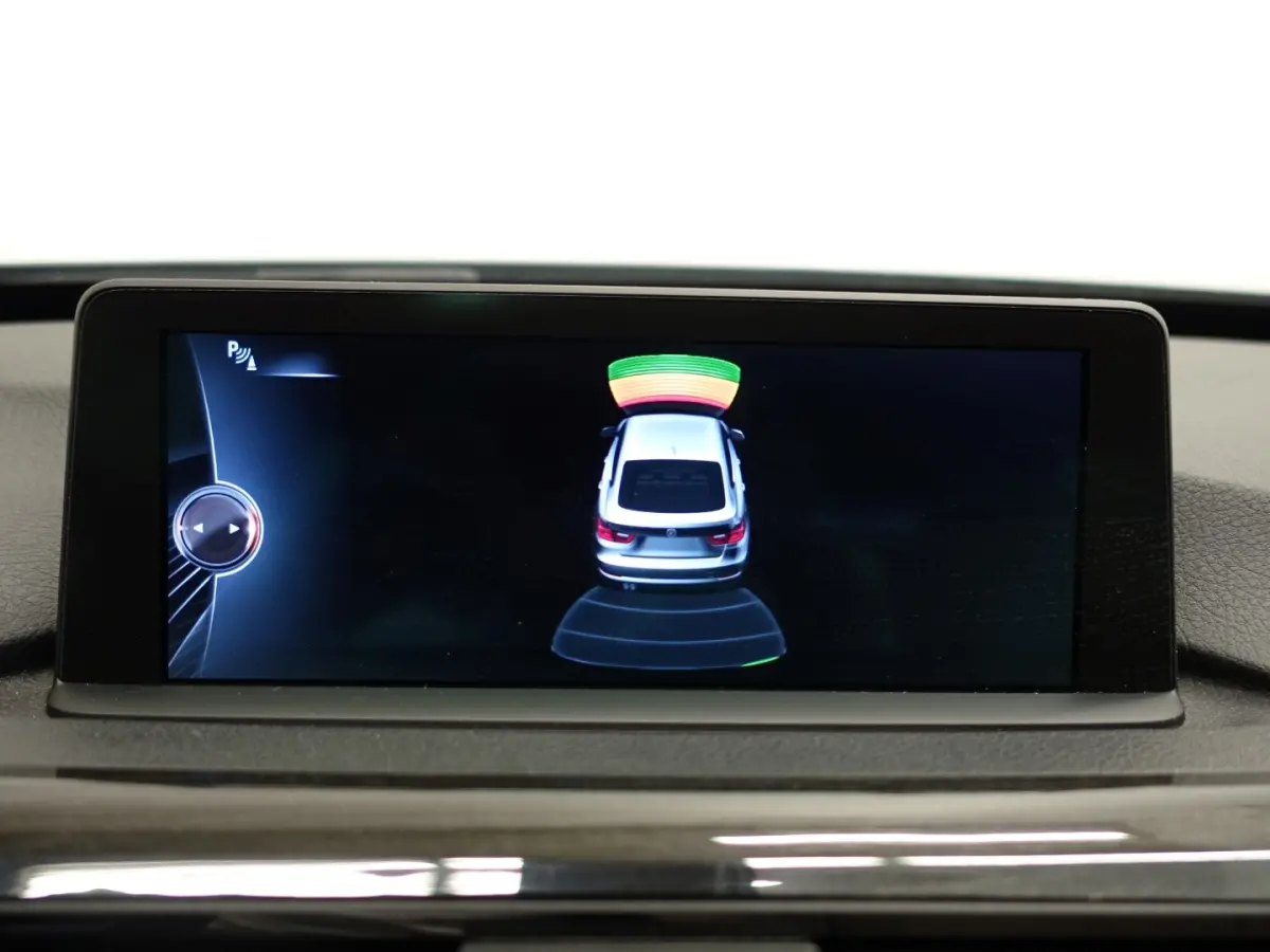 320i M Sport Aut- Panoramadak, Sport Leder, Xenon Led, Head up, Memory