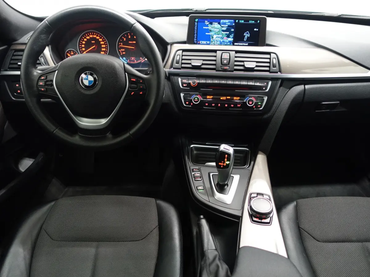 328i M-Sport Black Performance Aut- Head Up, Panoramadak, Xenon Led, Leder, Navigatie