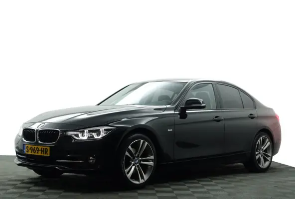 318i High Executive Aut- Xenon Led, Sport Interieur, Standkachel, Sfeerverlichting, Park Assist