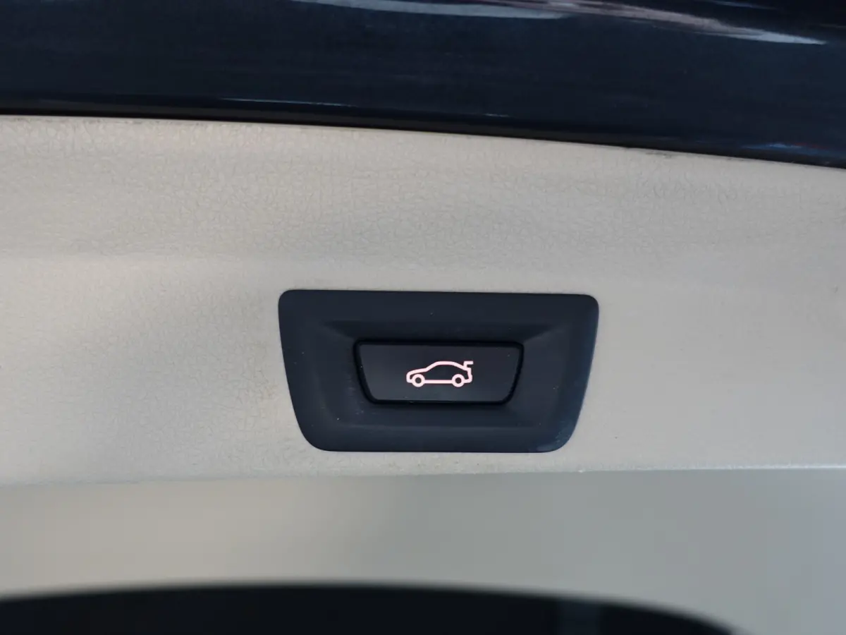 420i M Sport High Exe Aut- Xenon Led, Sport Leder Interieur, Park Assist, Stoelverwarming, Clima, Cruise