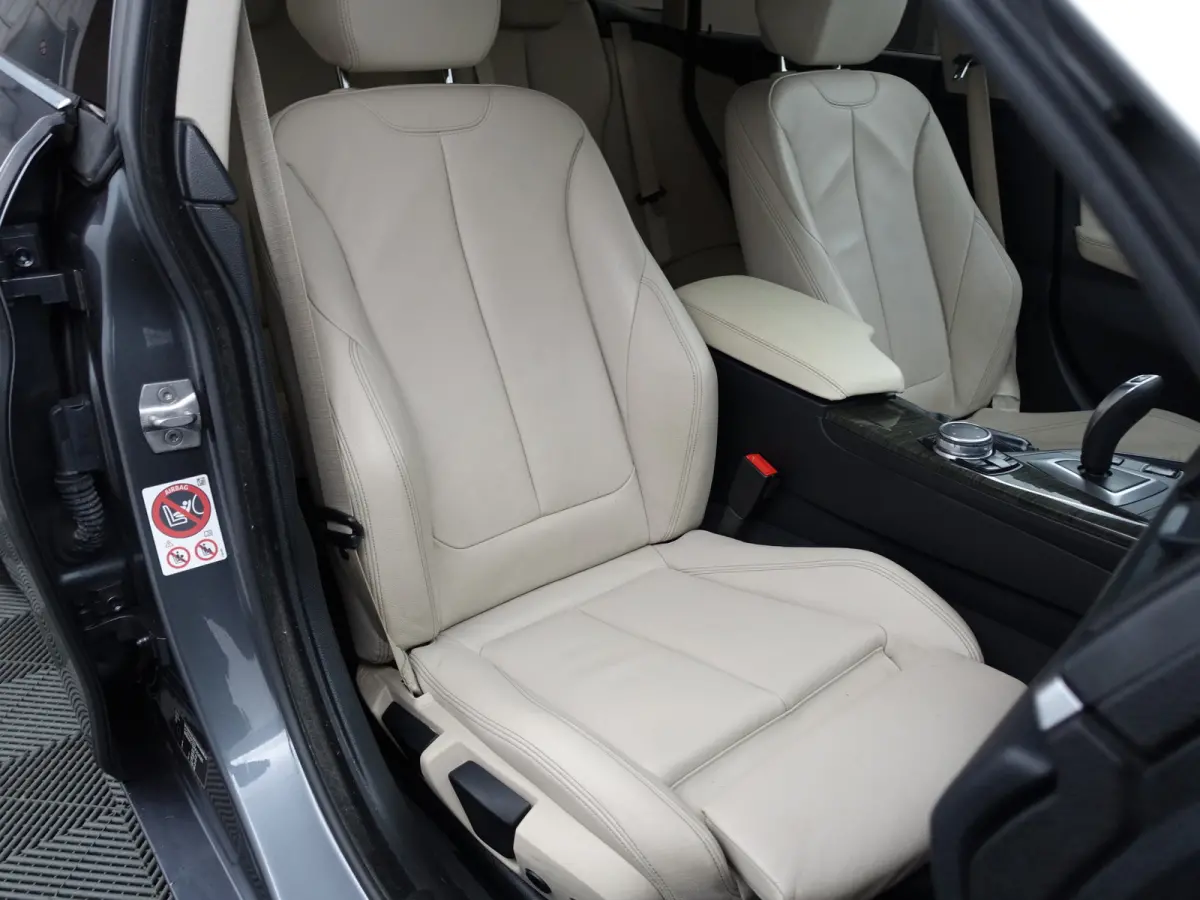 420i M Sport High Exe Aut- Xenon Led, Sport Leder Interieur, Park Assist, Stoelverwarming, Clima, Cruise