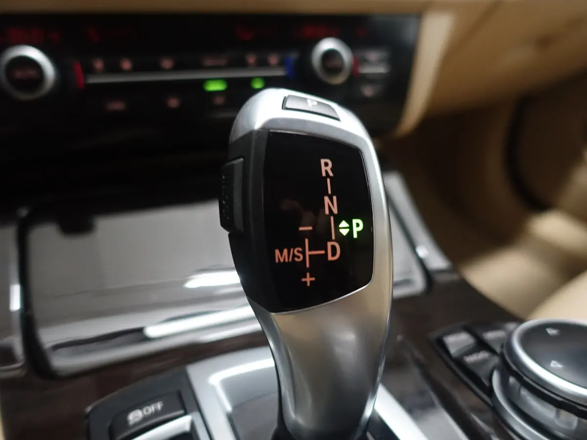 528i High Executive Iuxury Aut- Harman Kardon, Virtual Cockpit, Memory, Navi, Xenon Led, Clima