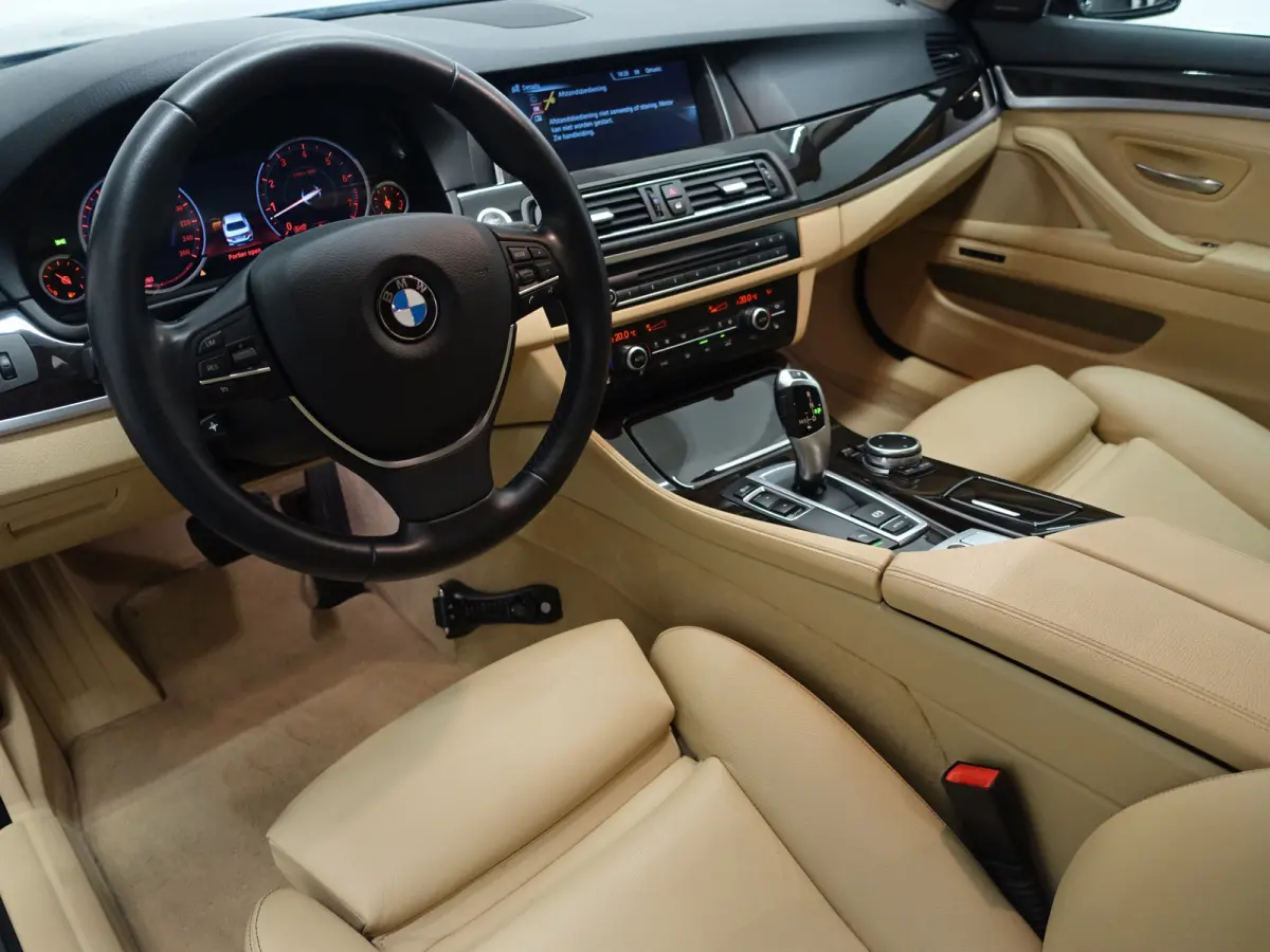 528i High Executive Iuxury Aut- Harman Kardon, Virtual Cockpit, Memory, Navi, Xenon Led, Clima