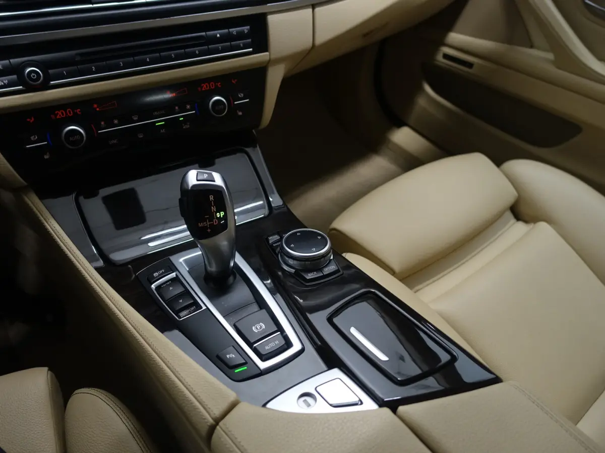 528i High Executive Iuxury Aut- Harman Kardon, Virtual Cockpit, Memory, Navi, Xenon Led, Clima