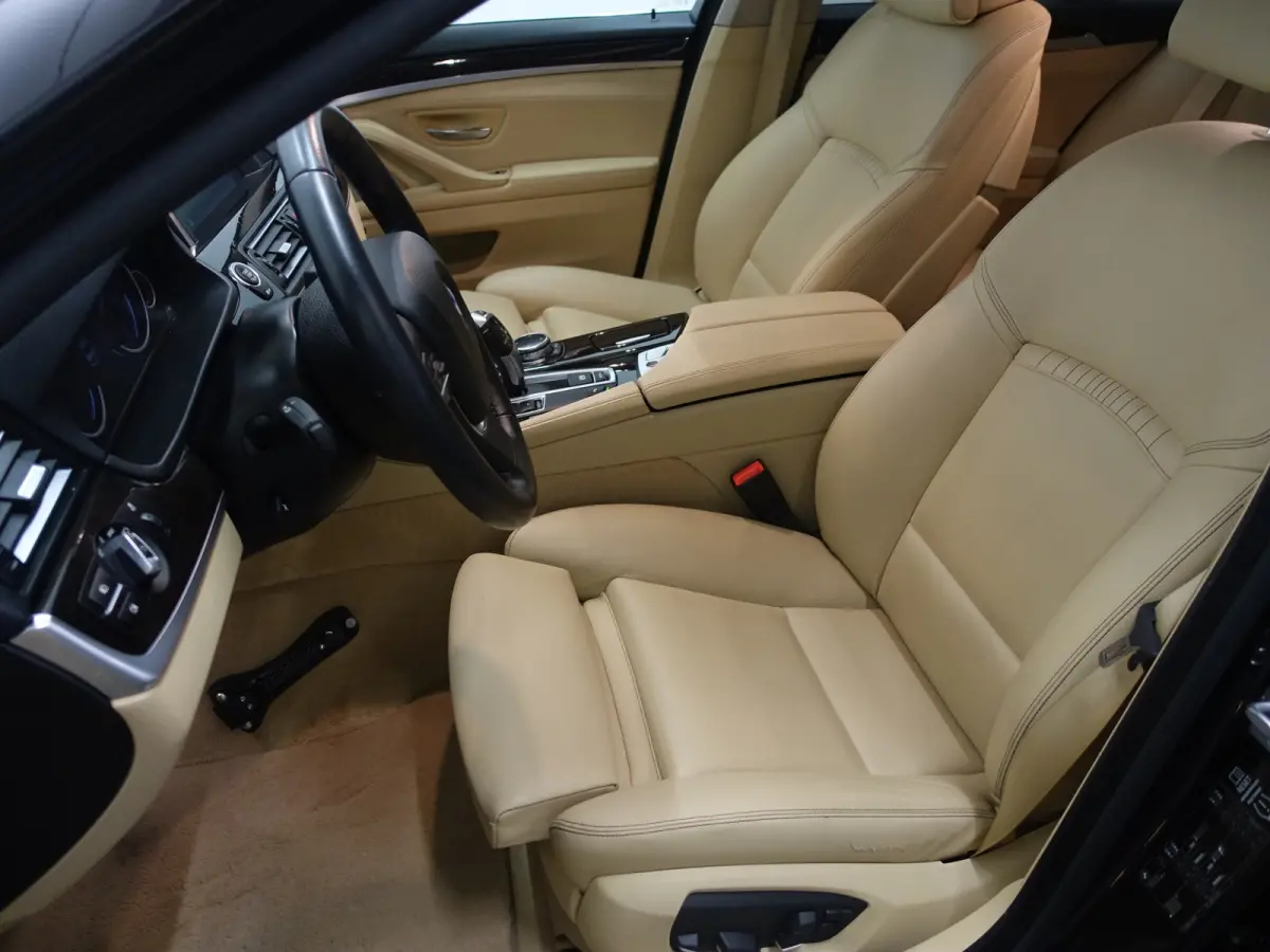 528i High Executive Iuxury Aut- Harman Kardon, Virtual Cockpit, Memory, Navi, Xenon Led, Clima