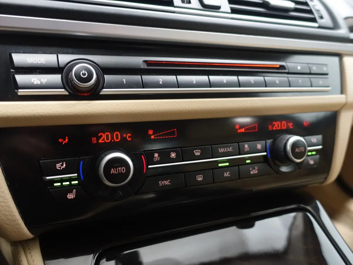 528i High Executive Iuxury Aut- Harman Kardon, Virtual Cockpit, Memory, Navi, Xenon Led, Clima