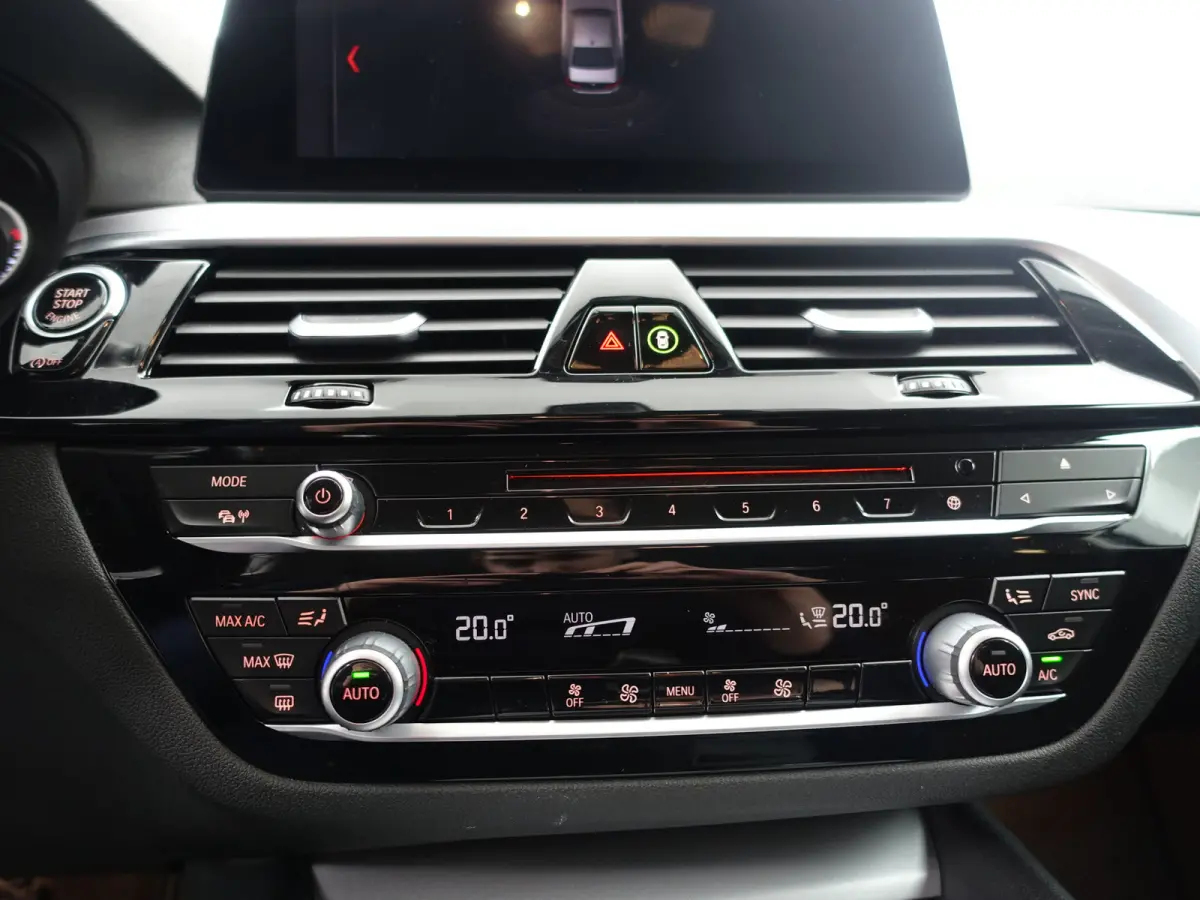 520d M Sport High Exe Aut- Xenon Led, Park Assist, Navi, Virtual Cockpit, Elek Stoel