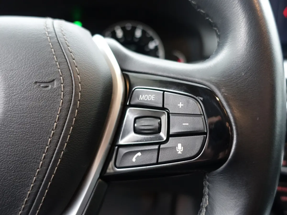 520d M Sport High Exe Aut- Xenon Led, Park Assist, Navi, Virtual Cockpit, Elek Stoel