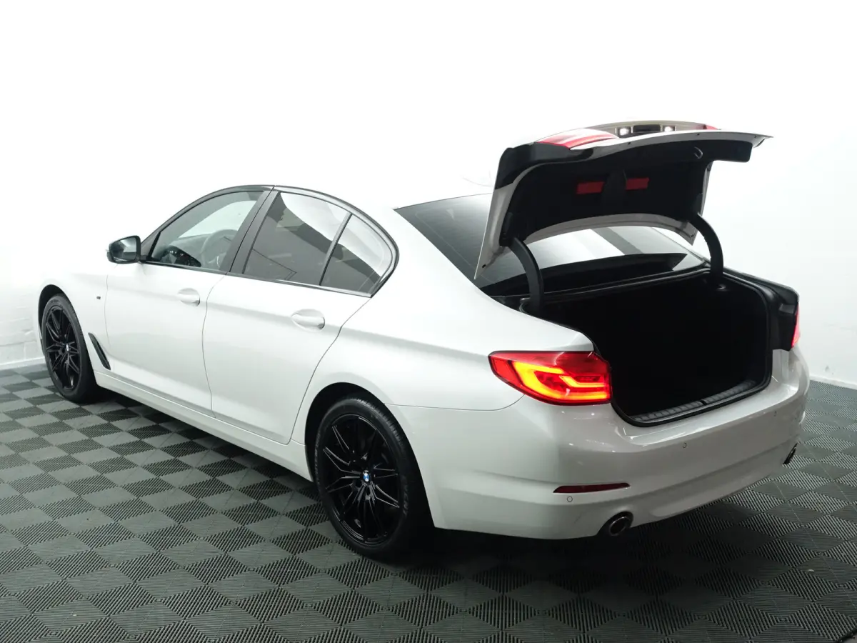 520d M Sport High Exe Aut- Xenon Led, Park Assist, Navi, Virtual Cockpit, Elek Stoel