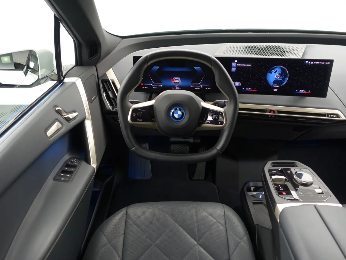 xDrive40 M Gold Edition 77 kWh- SOH 99%, Harman Kardon, Stoelmassage, Stuur/Stoelverwarming, Head Up, 360 Camera, Ada Cruise