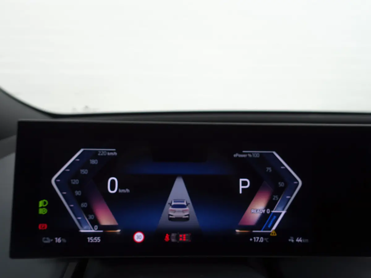 xDrive40 M Gold Edition 77 kWh- SOH 99%, Harman Kardon, Stoelmassage, Stuur/Stoelverwarming, Head Up, 360 Camera, Ada Cruise