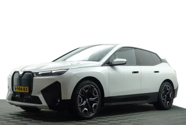 xDrive40 M Gold Edition 77 kWh- SOH 99%, Harman Kardon, Stoelmassage, Stuur/Stoelverwarming, Head Up, 360 Camera, Ada Cruise